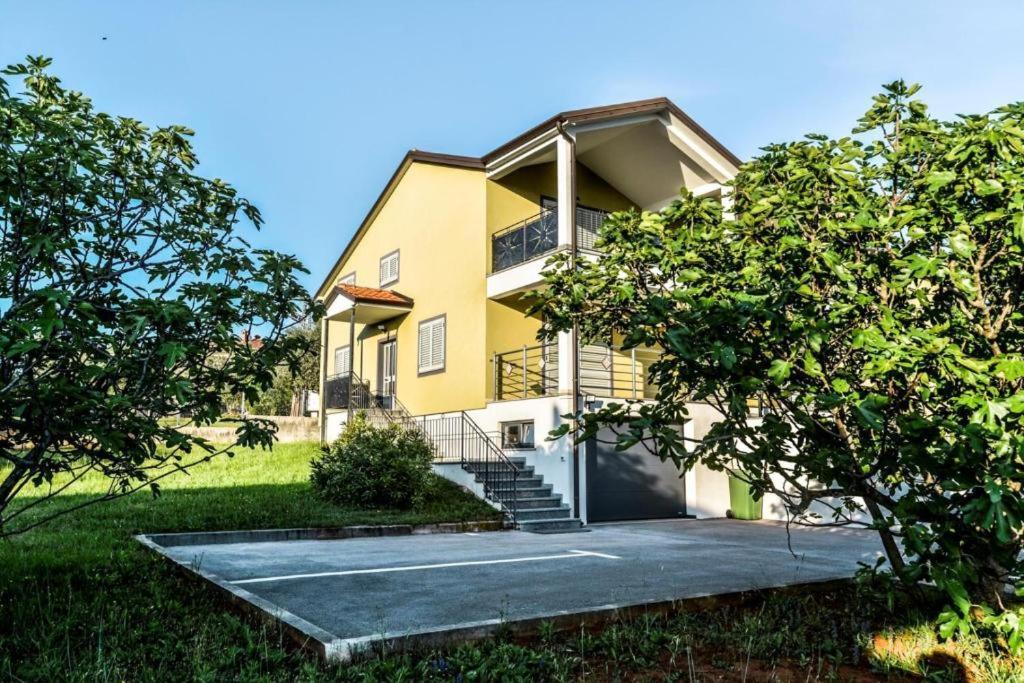 Apartments Lia-Jolie أوماغ المظهر الخارجي الصورة